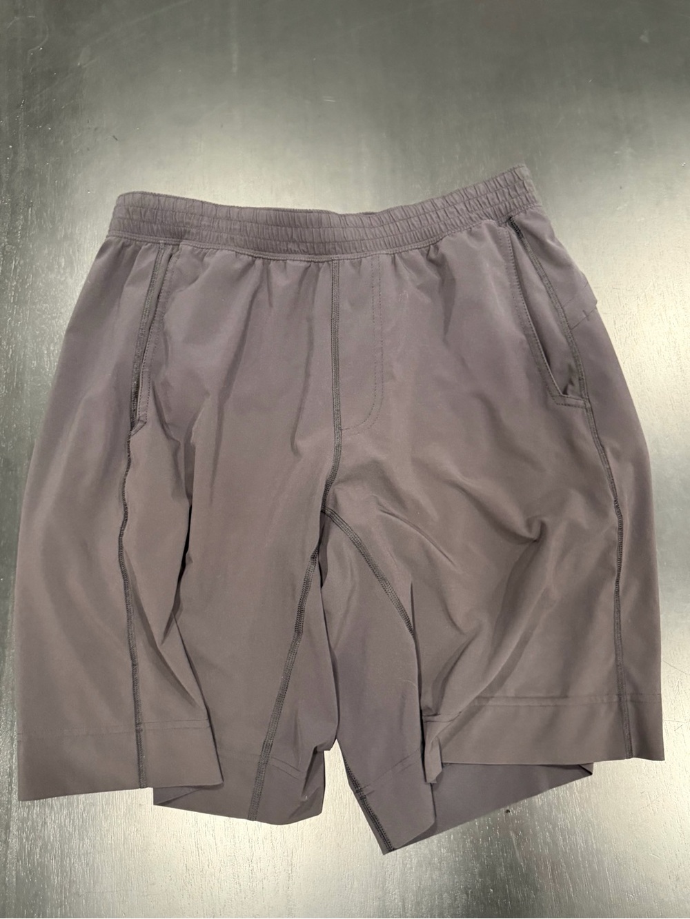 lululemon athletica Men's Athletic Shorts - Charcoal Gray